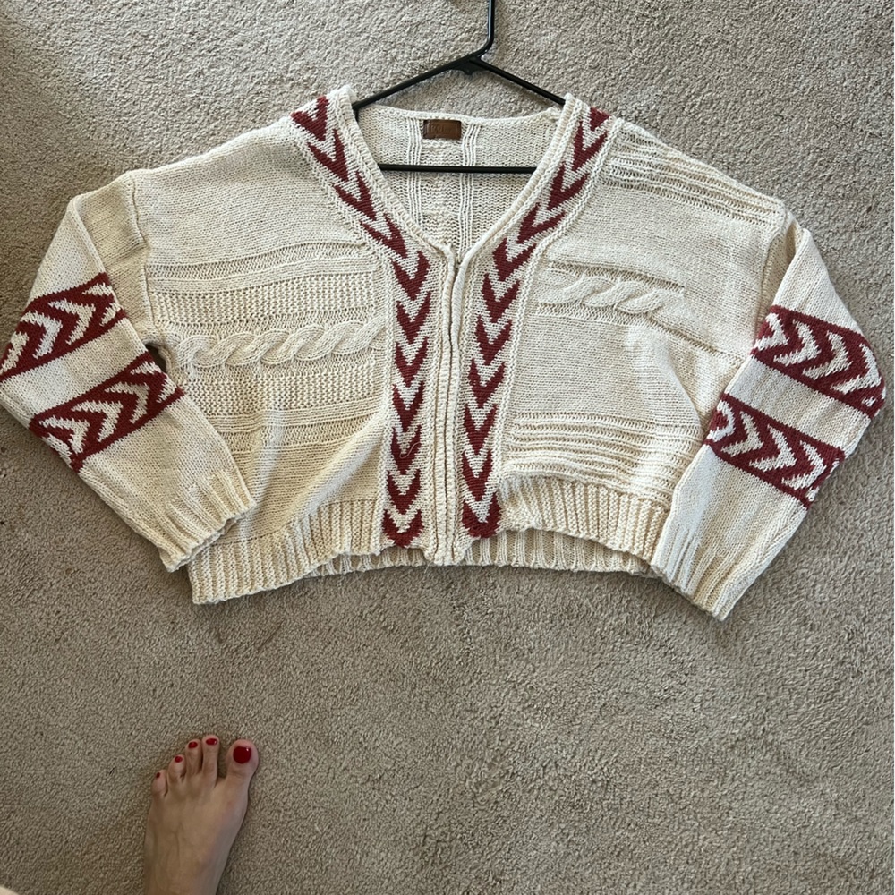 Cropped Sweater with Zipper
